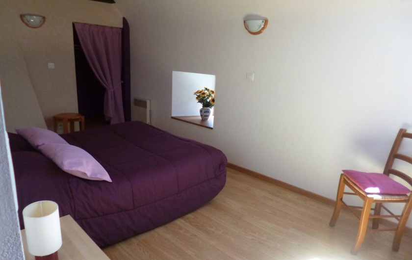 Location de vacances - Gîte à Bieuzy - chambre parentale