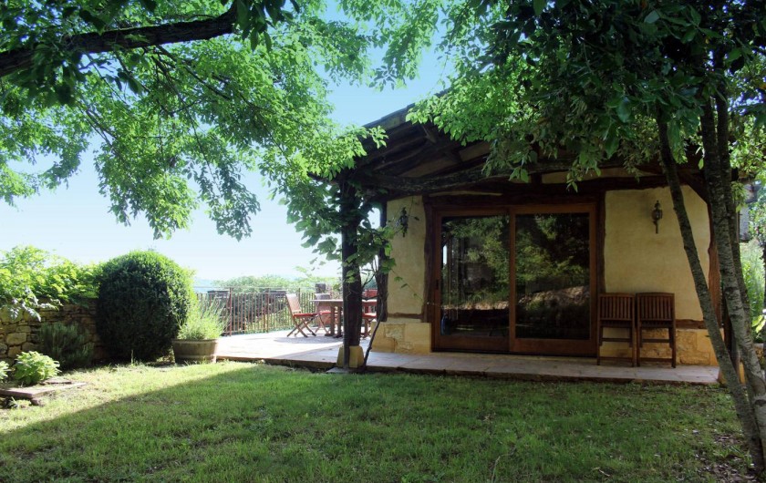 Location de vacances - Gîte à Saint-Cybranet - terrasse ouest