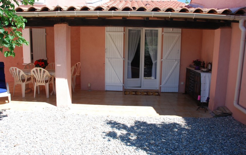 Location de vacances - Villa à La Londe-les-Maures - Jardin Côté terrasse
