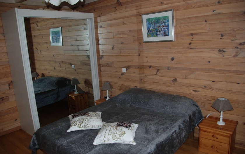 Location de vacances - Chalet à Saint-Léonard - Chambre parentale