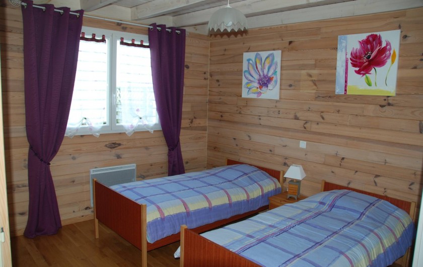 Location de vacances - Chalet à Saint-Léonard - Chambre enfants