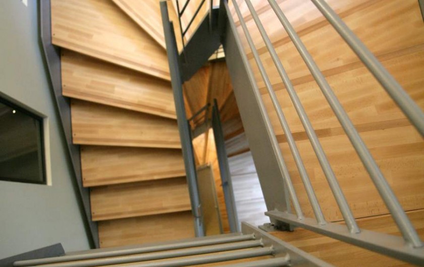 Location de vacances - Maison - Villa à Ménerbes - Escalier