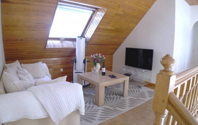 Location de vacances - Maison - Villa à Fouesnant - Coin salon sur la mezzanine