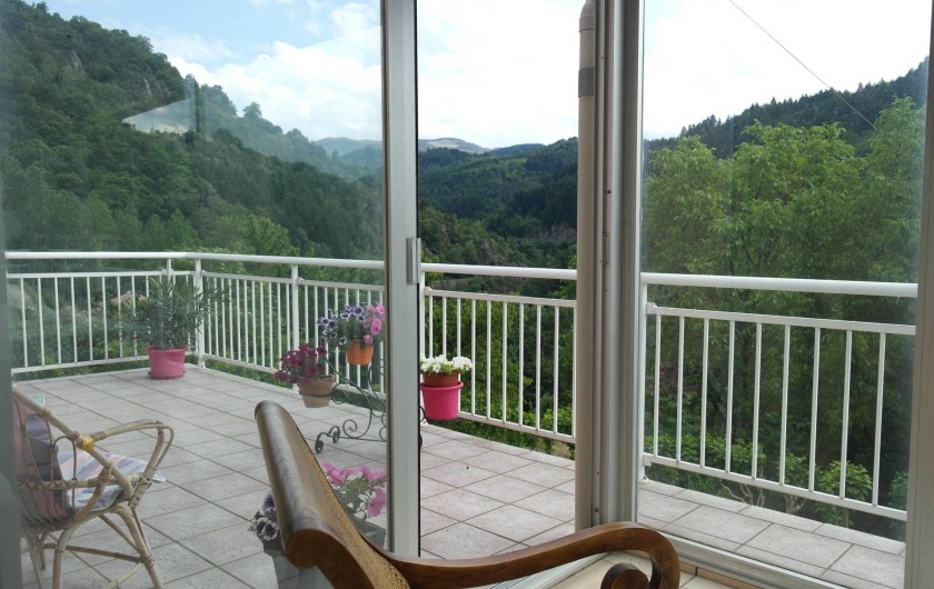 Location de vacances - Villa à Saint-Julien-Labrousse - Vue sur la Dolce Via