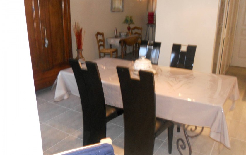 Location de vacances - Maison - Villa à Manosque - Salle à manger hall escalier