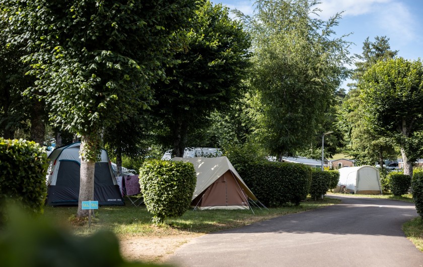 Location de vacances - Camping à Murol