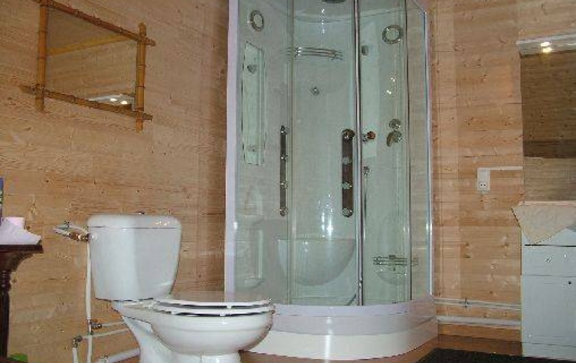 Location de vacances - Villa à Saint-Sulpice-les-Champs - SALLE D' EAU ETAGE