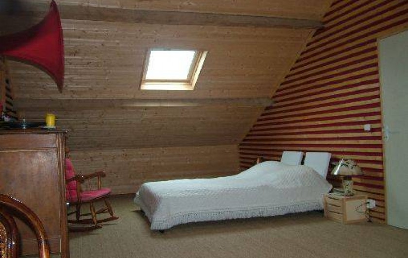 Location de vacances - Villa à Saint-Sulpice-les-Champs - SUITE ETAGE