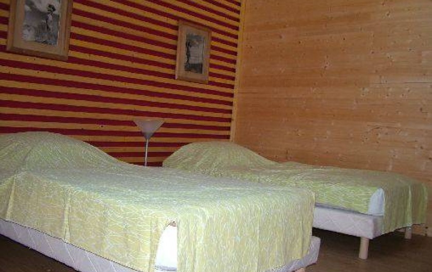 Location de vacances - Villa à Saint-Sulpice-les-Champs - CHAMBRE ETAGE