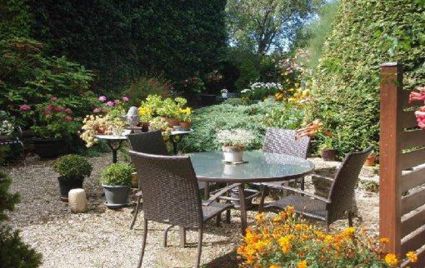 Location de vacances - Gîte à Sancey-le-Grand - la terrasse 1