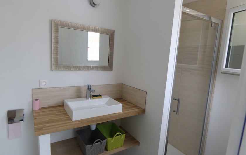 Location de vacances - Villa à Les Sables-d'Olonne - Salle d'eau avec wc