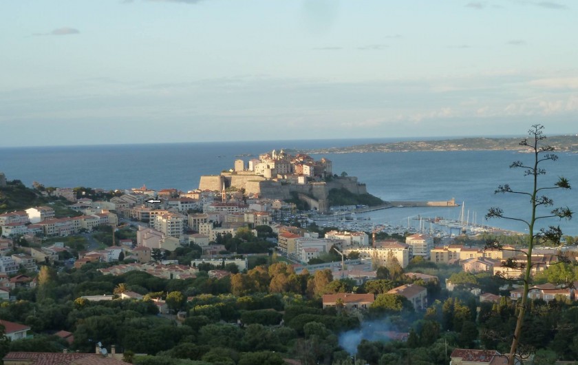 Location de vacances - Appartement à Calvi - Vue de la citadelle