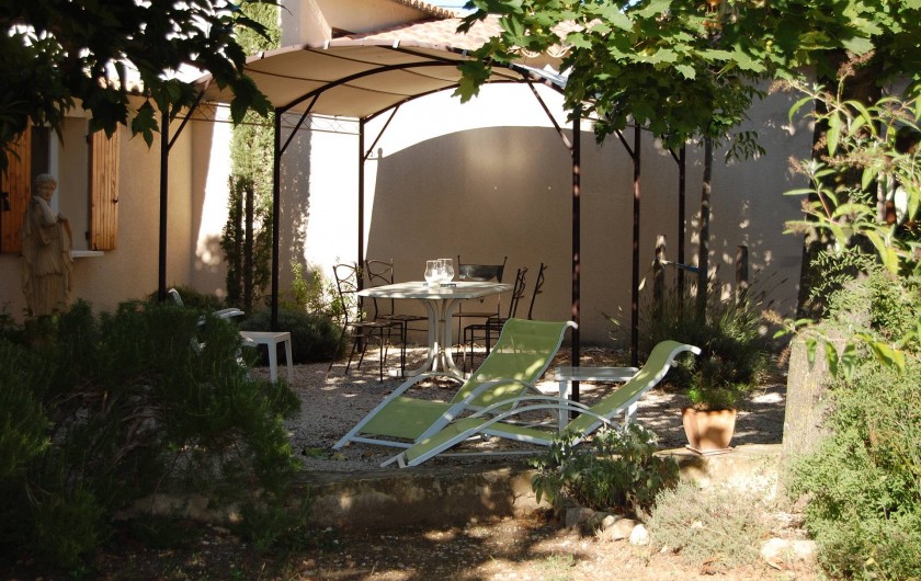 Location de vacances - Gîte à Aubignan - jardin