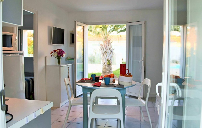 Location de vacances - Maison - Villa à Sainte-Marie-de-Ré - vue sur le jardin