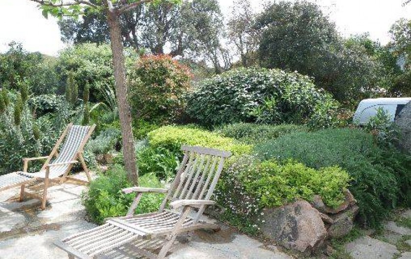 Location de vacances - Villa à Porto-Vecchio - jardin/terrasse