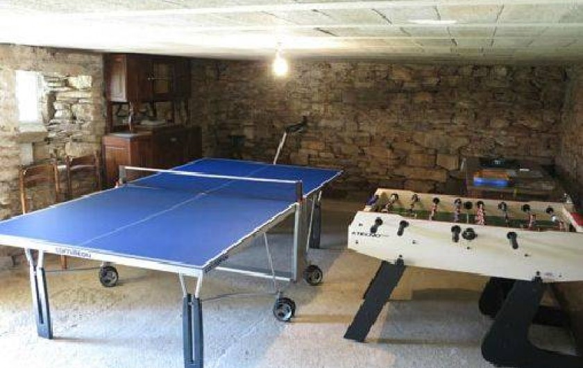 Location de vacances - Gîte à Saint-Pierre-de-Nogaret - Salle de jeux au sous-sol du gîte