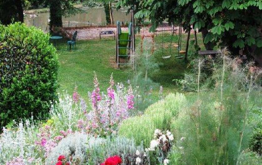 Location de vacances - Chambre d'hôtes à Habas - Accès au terrain de jeux