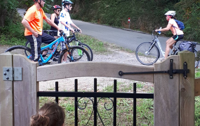 Location de vacances - Chambre d'hôtes à Habas - Démarrage en côte.