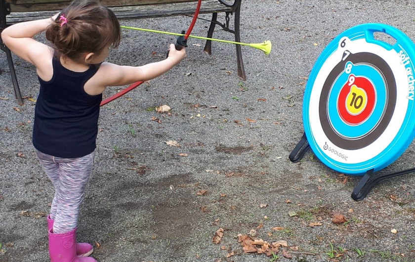 Location de vacances - Chambre d'hôtes à Habas - Tir à l'arc pour les pitchounes, un vrai arc également pour les initiés.