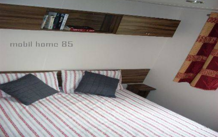 Location de vacances - Camping à Saint-Jean-de-Monts - chambre parentale
