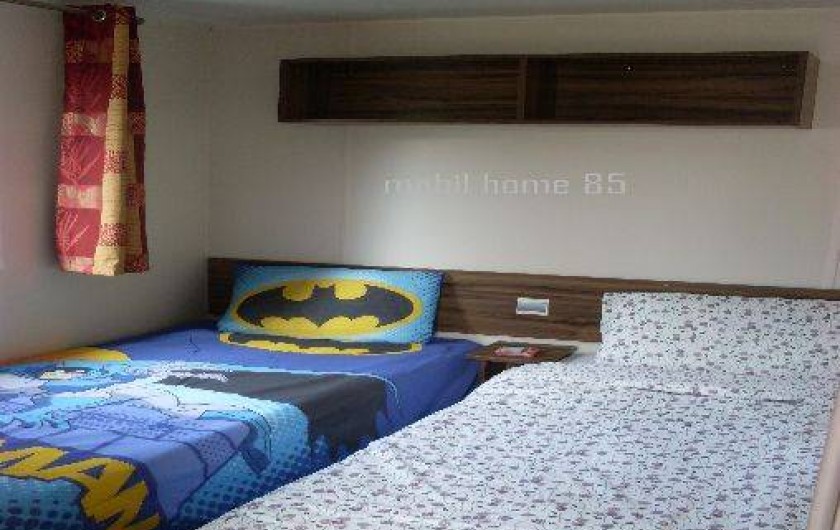 Location de vacances - Camping à Saint-Jean-de-Monts - chambre  2 lits