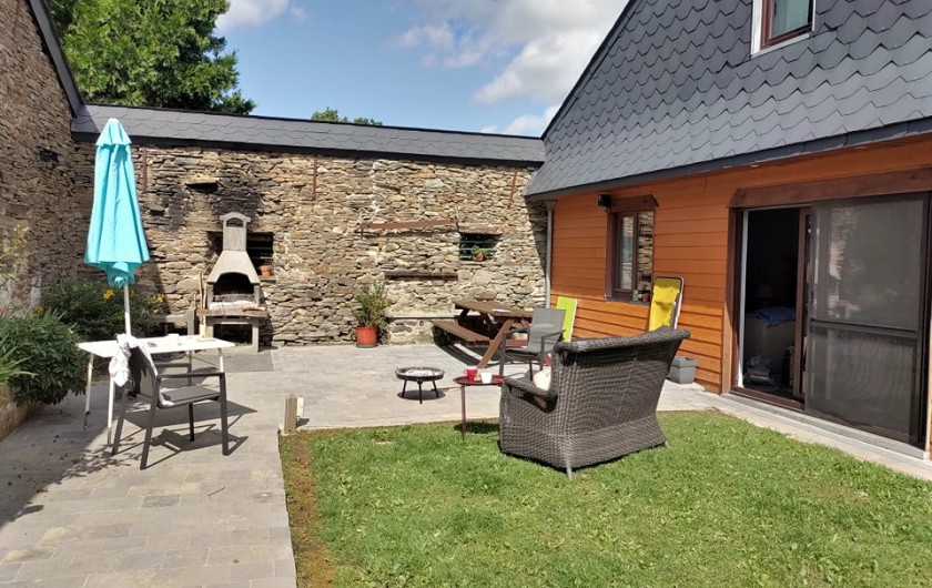 Location de vacances - Gîte à Paliseul - La Ferme Oubliée - patio