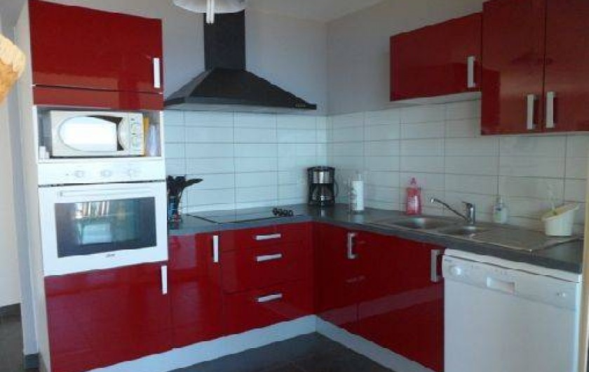 Location de vacances - Villa à Trois Bassins - cuisine équipée.