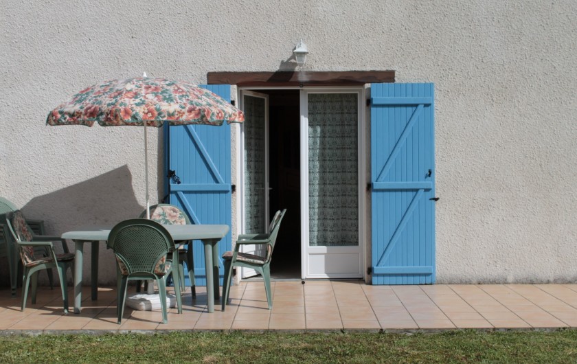 Location de vacances - Gîte à Peyrouse - Terrasse