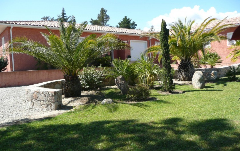 Location de vacances - Villa à Solaro - Côté Nord avec place de parking