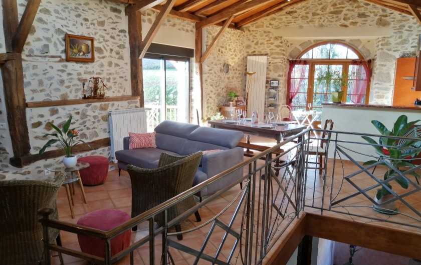 Location de vacances - Gîte à Saint-Étienne-de-Maurs - Pièce principale