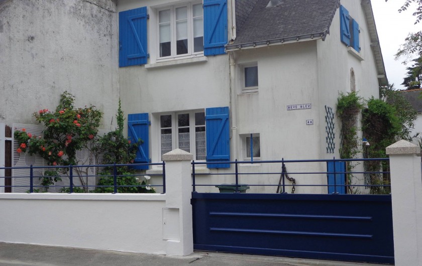 Location de vacances - Villa à Quiberon - maison , côté rue