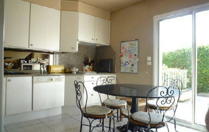Location de vacances - Villa à Caluire-et-Cuire - la cuisine