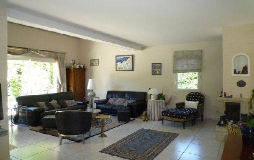 Location de vacances - Villa à Caluire-et-Cuire - le salon