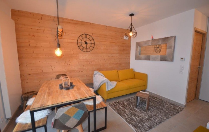 Location de vacances - Appartement à Les Gets - Salon / salle à manger