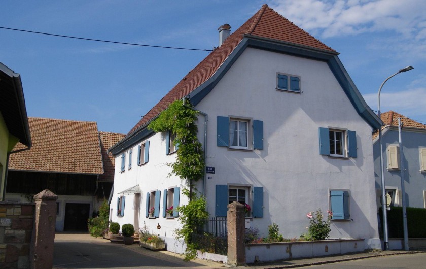 Location de vacances - Gîte à Rumersheim-le-Haut - MAISON DEPUIS LA RUE