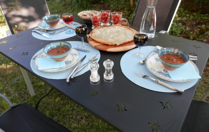 Location de vacances - Chambre d'hôtes à Faycelles - ...ou partager un dîner "maison".