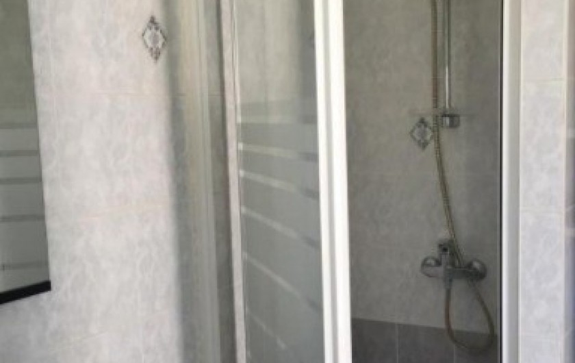 Location de vacances - Chambre d'hôtes à Les Herbiers - Douche