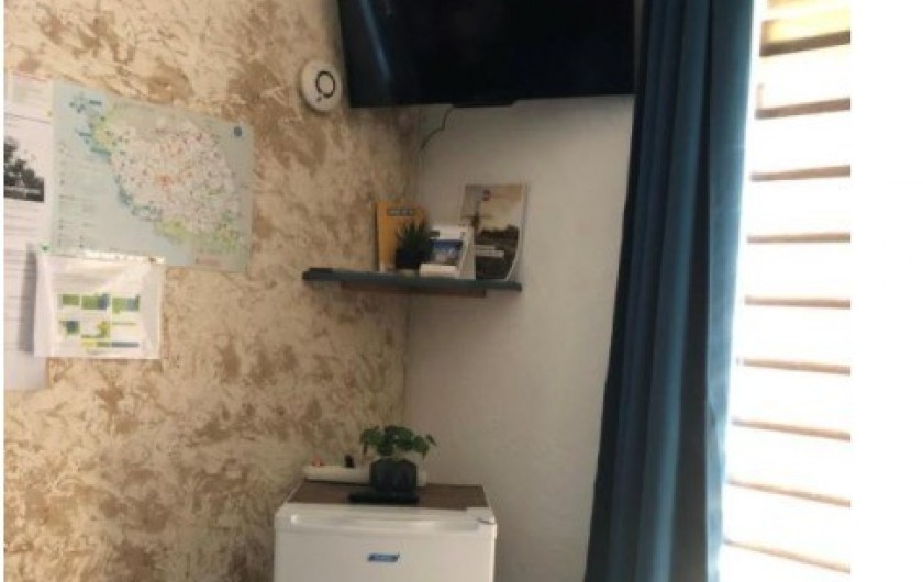 Location de vacances - Chambre d'hôtes à Les Herbiers - Coin télé