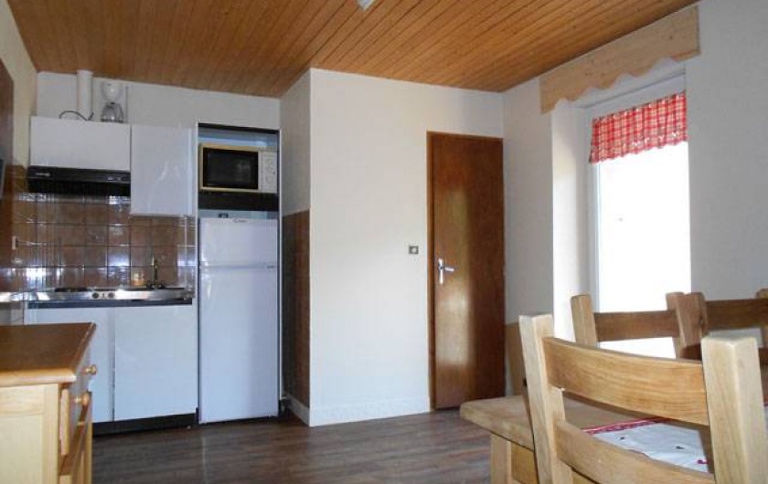 Location de vacances - Gîte à La Bresse - Gite "le liernat" 43 m2 + balcon -3 pièces. Vue séjour cuisine