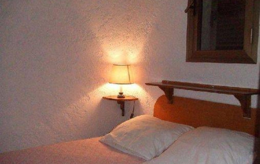 Location de vacances - Villa à Sainte-Lucie de Porto-Vecchio - Chambre du haut