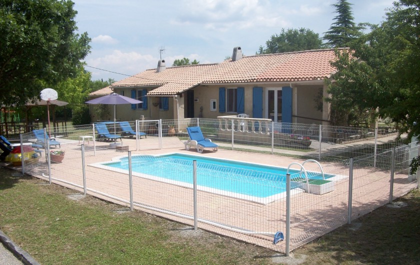 Location de vacances - Villa à Céreste - COTE PISCINE