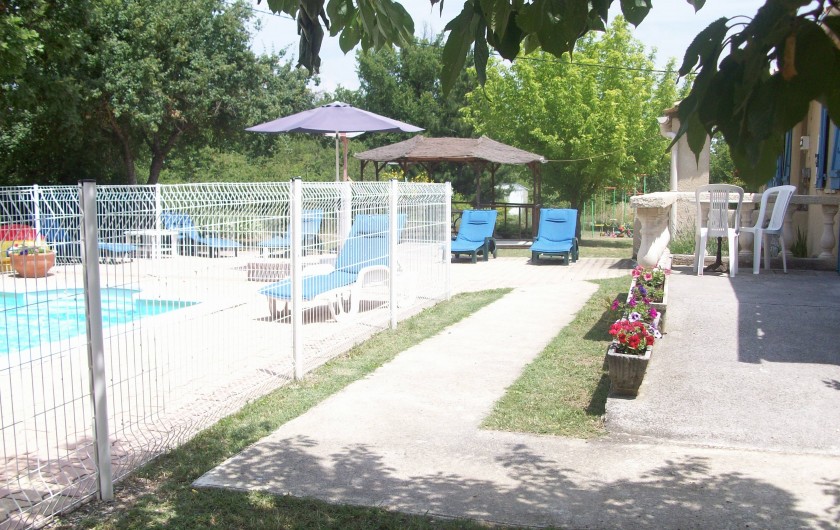 Location de vacances - Villa à Céreste - ACCES POUSSETTE OU FAUTEUIL ROULANT