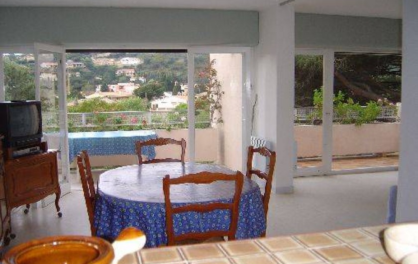 Location de vacances - Appartement à Le Lavandou - balcon et 2° chambre