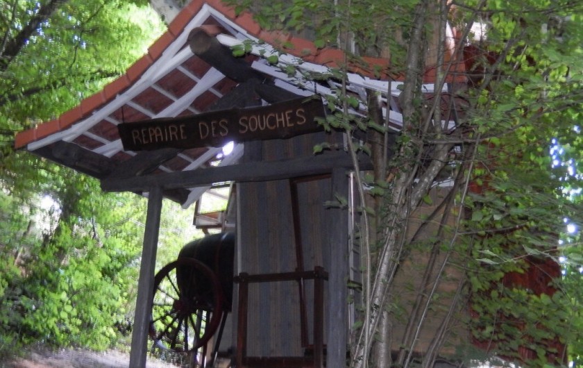 Location de vacances - Villa à Paladru - Entrée du "Repaire des souches"