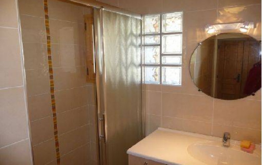 Location de vacances - Appartement à La Clusaz - Salle de douche