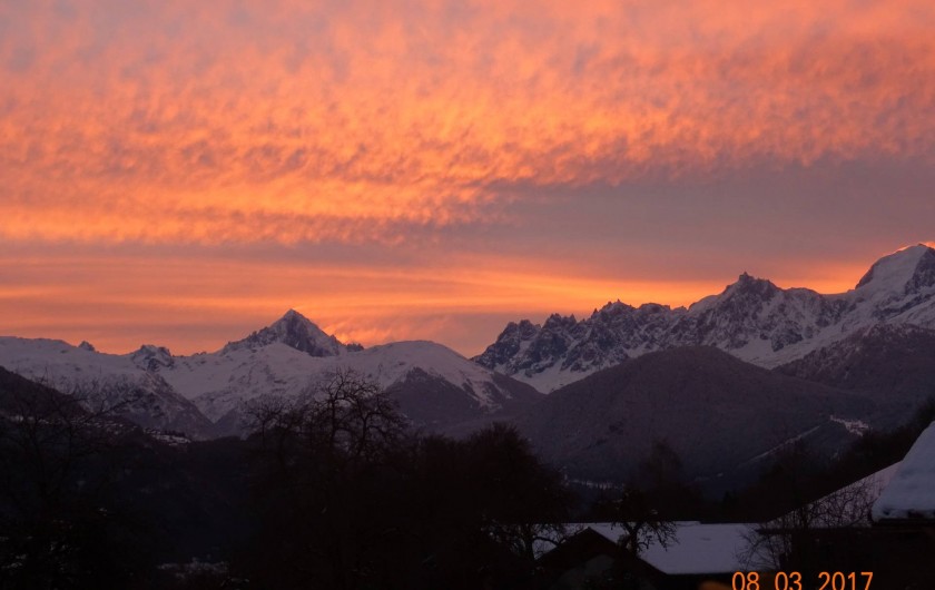 Location de vacances - Appartement à Cordon - lever du soleil
