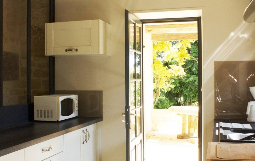 Location de vacances - Gîte à Saint-Avit-Sénieur - cuisine équipée