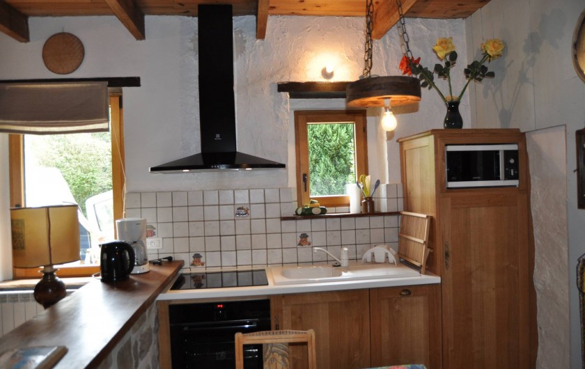 Location de vacances - Gîte à Lanvellec - Ty Coz - cuisine américaine (refaite en 2016)