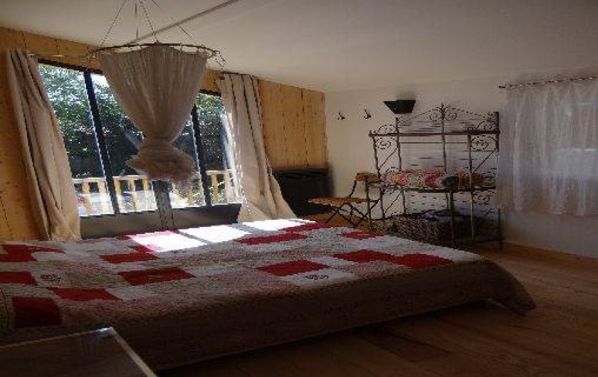 Location de vacances - Gîte à Festalemps - chambre