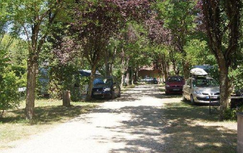 Location de vacances - Camping à Damiatte - emplacement nu tente caravane ou camping car